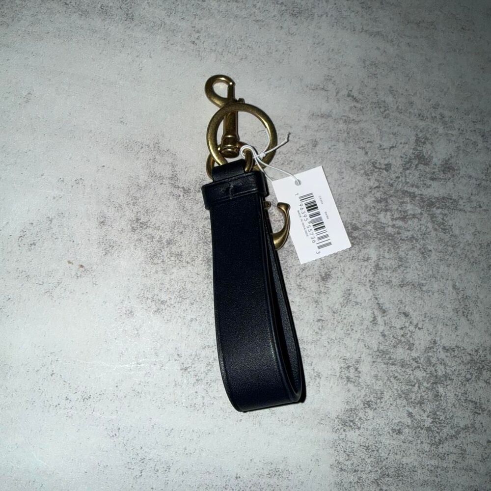Coach black trigger snap keychain - Picture 3 of 5